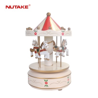 Ningbo Jothan NUTAKE brand hot selling wooden carousel musical box for Christmas gift